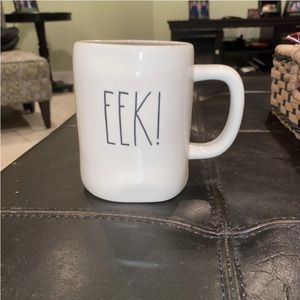 brand new Eek! rae dunn mug